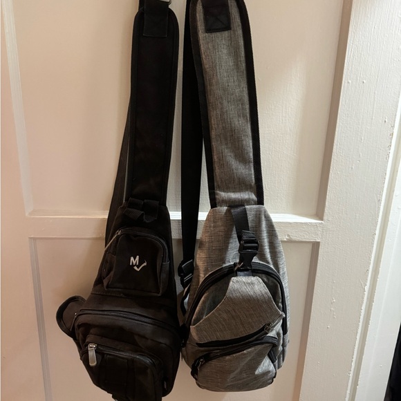 Black only left crossbody canvas bags. - Picture 3 of 5